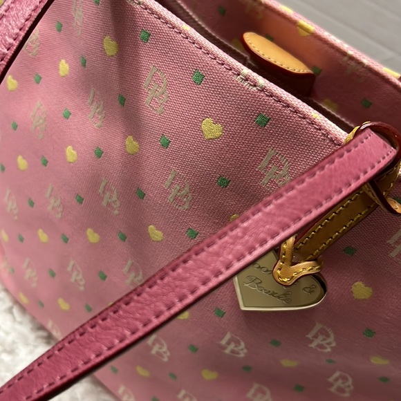 NWT DOONEY & BOURKE - Picture 5 of 9